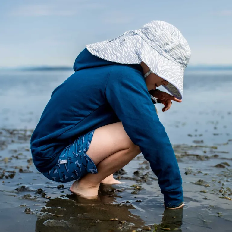 Kids Water Repellent Adventure Hats | Waves